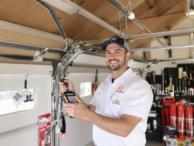 North Haven Garage Door Repair local technician providing expert garage door repair in North Haven neighborhood